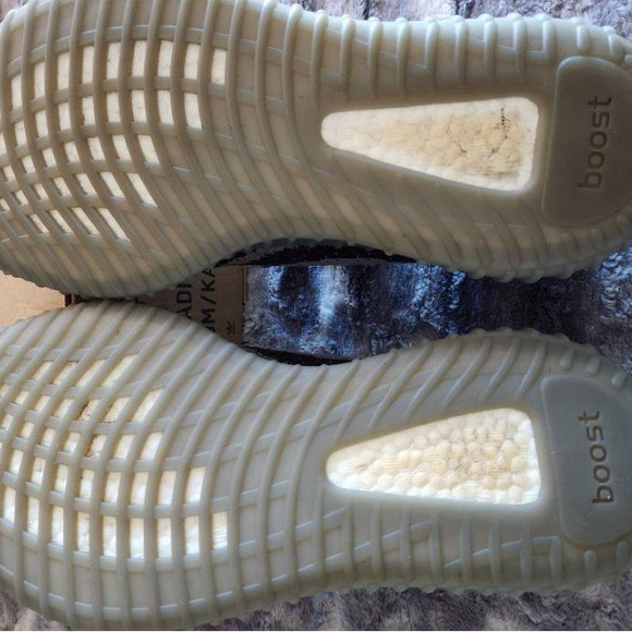 Yeezy Boost 350 V2 'Beluga 2.0' SZ 13 - Picture 10 of 11